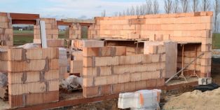 La reprise ne concerne pas encore le bâtiment