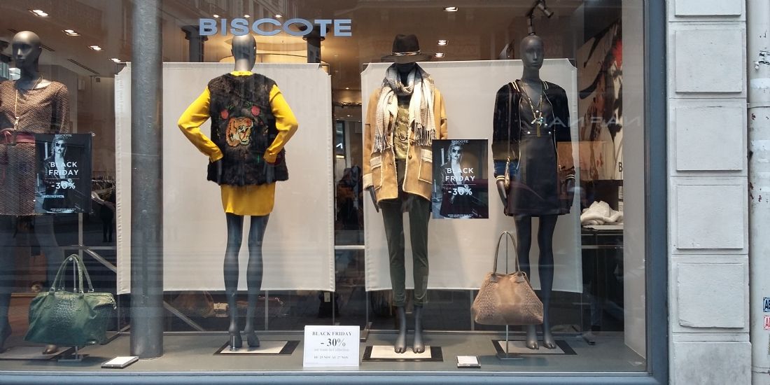 Biscote, rue Étienne Marcel à Paris, samedi 26 novembre 2016.