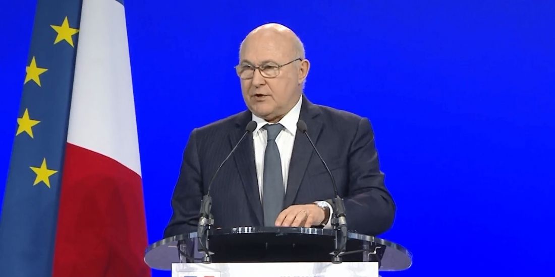 Michel Sapin, lors de la conférence de presse de présentation du projet de loi, le 30 mars 2016 à Bercy.