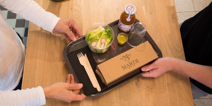 A Paris, une crêperie développe un nouvel outil de cuisson breveté