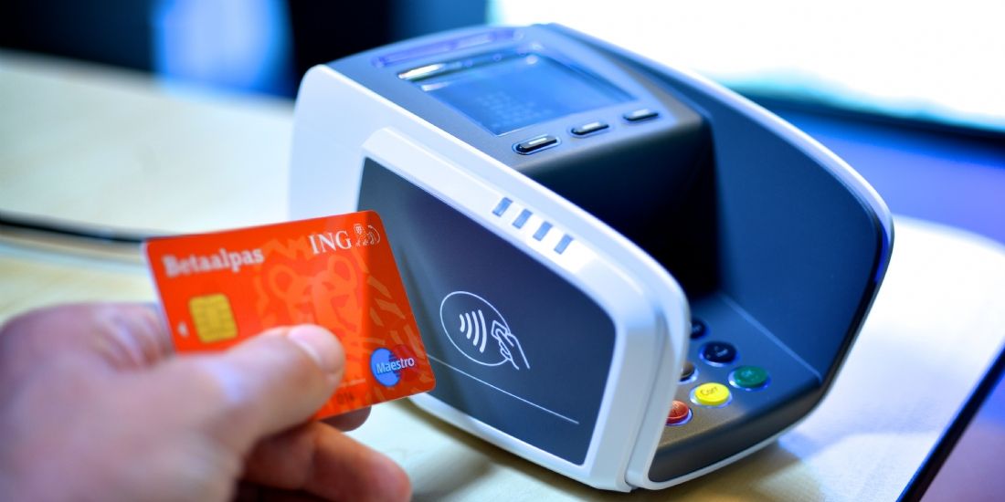 Le gouvernement va généraliser le paiement sans contact dans les commerces d'ici 2020