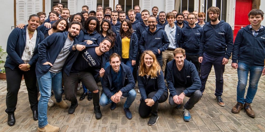 Alexandre Prot et Steve Anavi entourés de leurs collaborateurs
