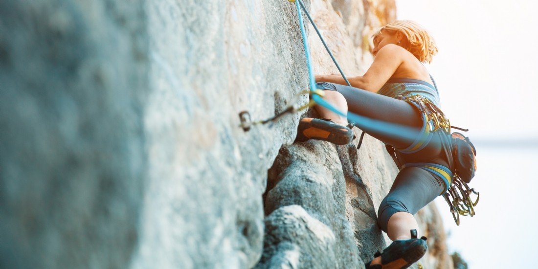 Comment faire face au mur de la dette ?