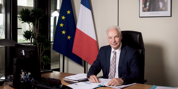 Alain Griset : 'L'État doit montrer l'exemple en matière de simplification administrative'
