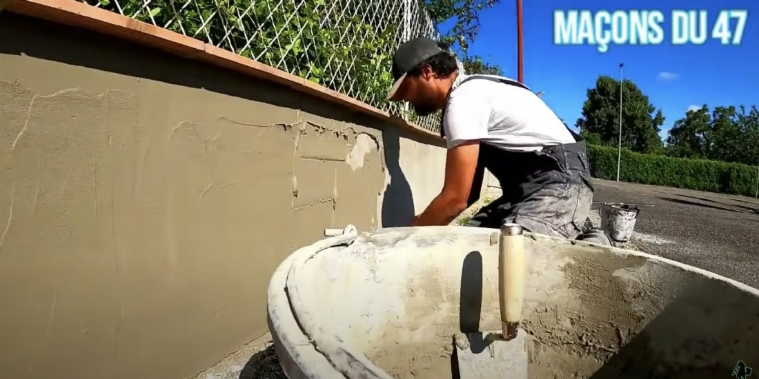Youtube, une idée en béton pour ce maçon