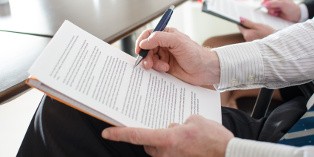 Le salarié peut bénéficier d'actions de formation pour développer ses compétences.