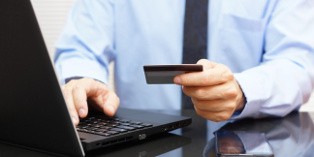 Le salarié a la possibilité d'effectuer des versements sur son plan d'épargne entreprise.