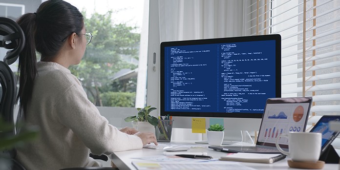 Quelles sont les qualités et compétences nécessaires pour devenir customer relationship manager ?