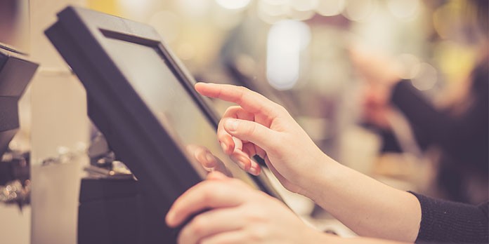 Comment digitaliser un magasin grâce au Phygital ?