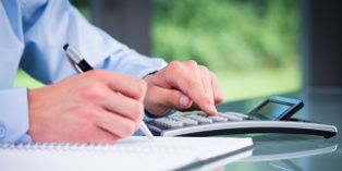 Le devis clarifie le contrat passé entre le client et son fournisseur.