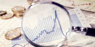La variation des cours de change entraîne de facto un risque pour l'entreprise importatrice ou exportatrice.